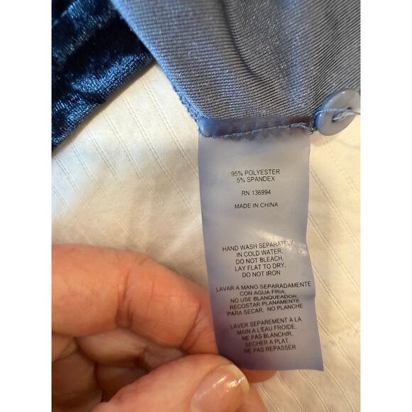Liquid by Sioni Velvet Top Women Small Blue Stretch Tie Bell Sleeve Keyhole Back - Picture 5 of 9